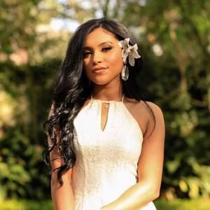 Meet your Posher, Alana